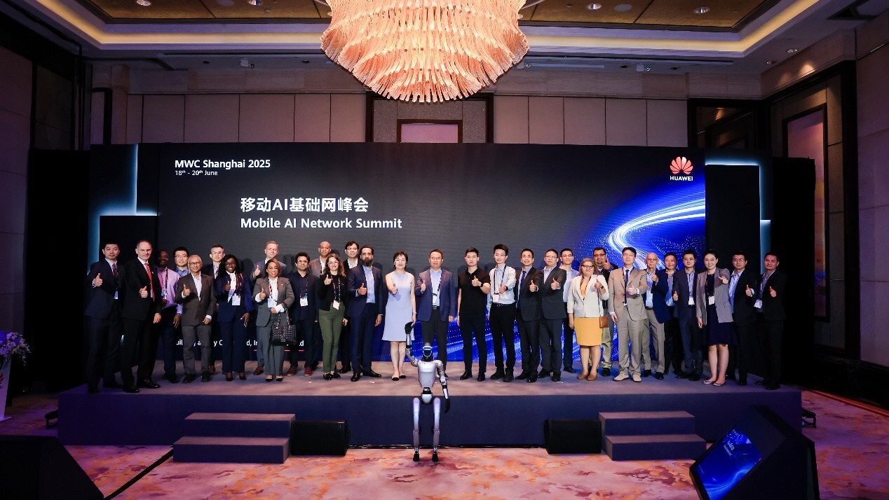 Industry-education-research-business-representatives-Mobile-AI-Summit