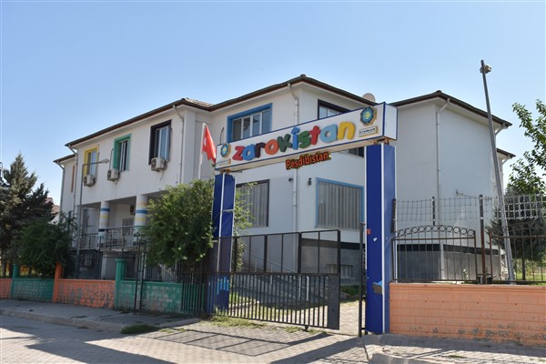 534138636