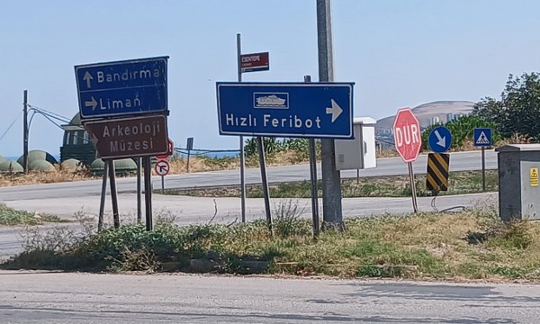 FERİBOTA GELDİ DENİZ OTOBÜSÜ ÇIKTI