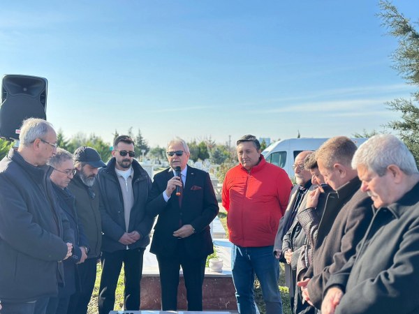 Tunç Başaran Mezarı Başında Anıldı