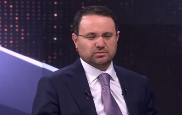 Bakan Gürlek; 12