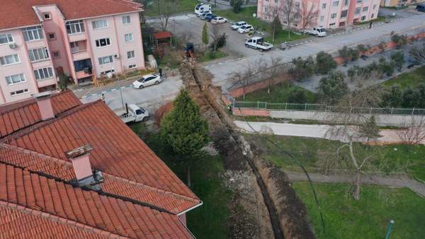 BASKİ Manyas’ta yıllanmış içme suyu hattını yeniledi