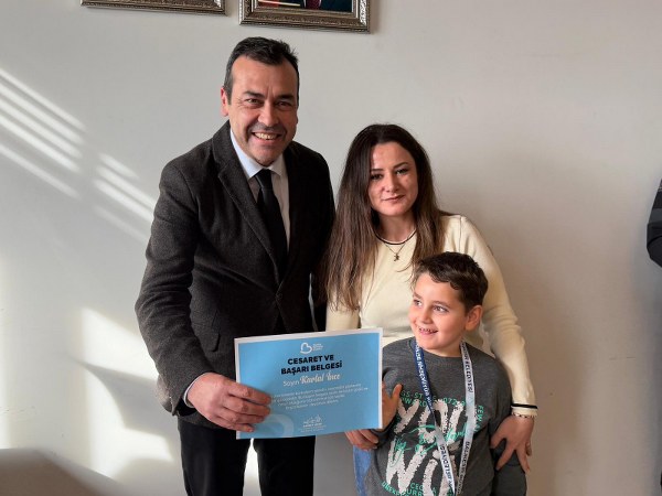 Başkan Akın’ın hipoterapi projesiyle 45 özel öğrenci sertifika aldı
