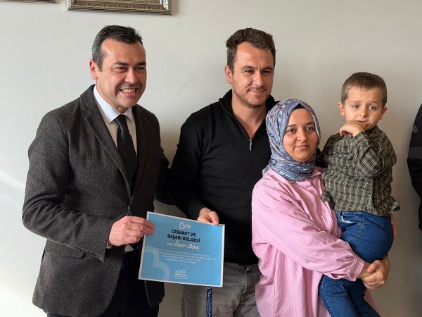 Başkan Akın’ın hipoterapi projesiyle 45 özel öğrenci sertifika aldı