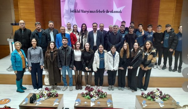 İstiklâl Marşına Felsefi Bir Bakış