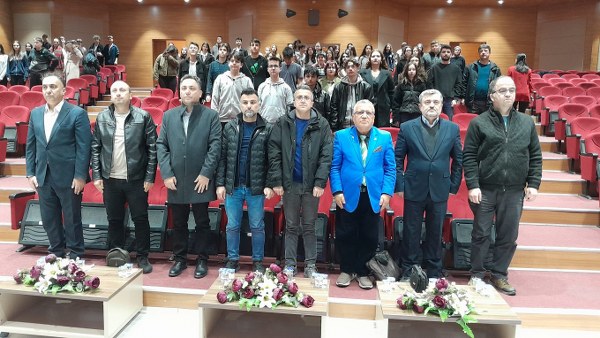 İstiklâl Marşına Felsefi Bir Bakış