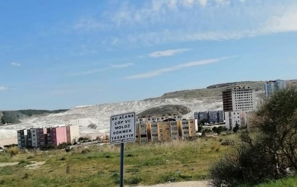 MAHALLE Mİ KİMYASAL ATIK SAHASI MI