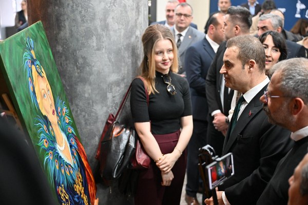 Akın: “Sanat, insanı insana yaklaştırır”
