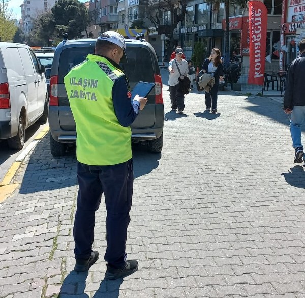 Balıkesir’de kaldırım ve durak ihlallerine denetim