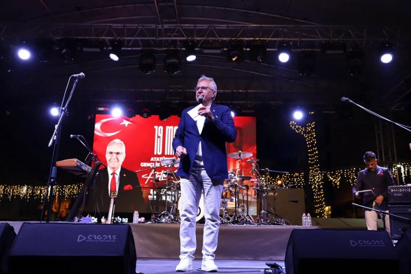 Bandırma’da 19 Mayıs Coşkusu Meydanlara Sığmadı