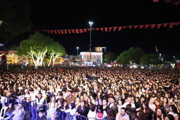 Bandırma’da 19 Mayıs Coşkusu Meydanlara Sığmadı